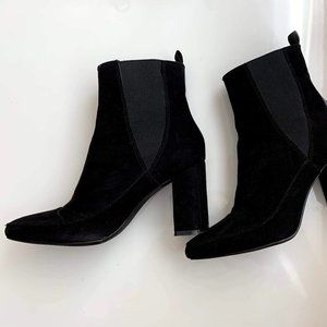 Black Heeled Chelsea Boots